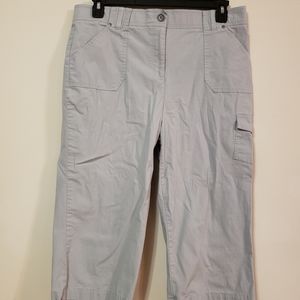 Gray Counterparts pull on capri